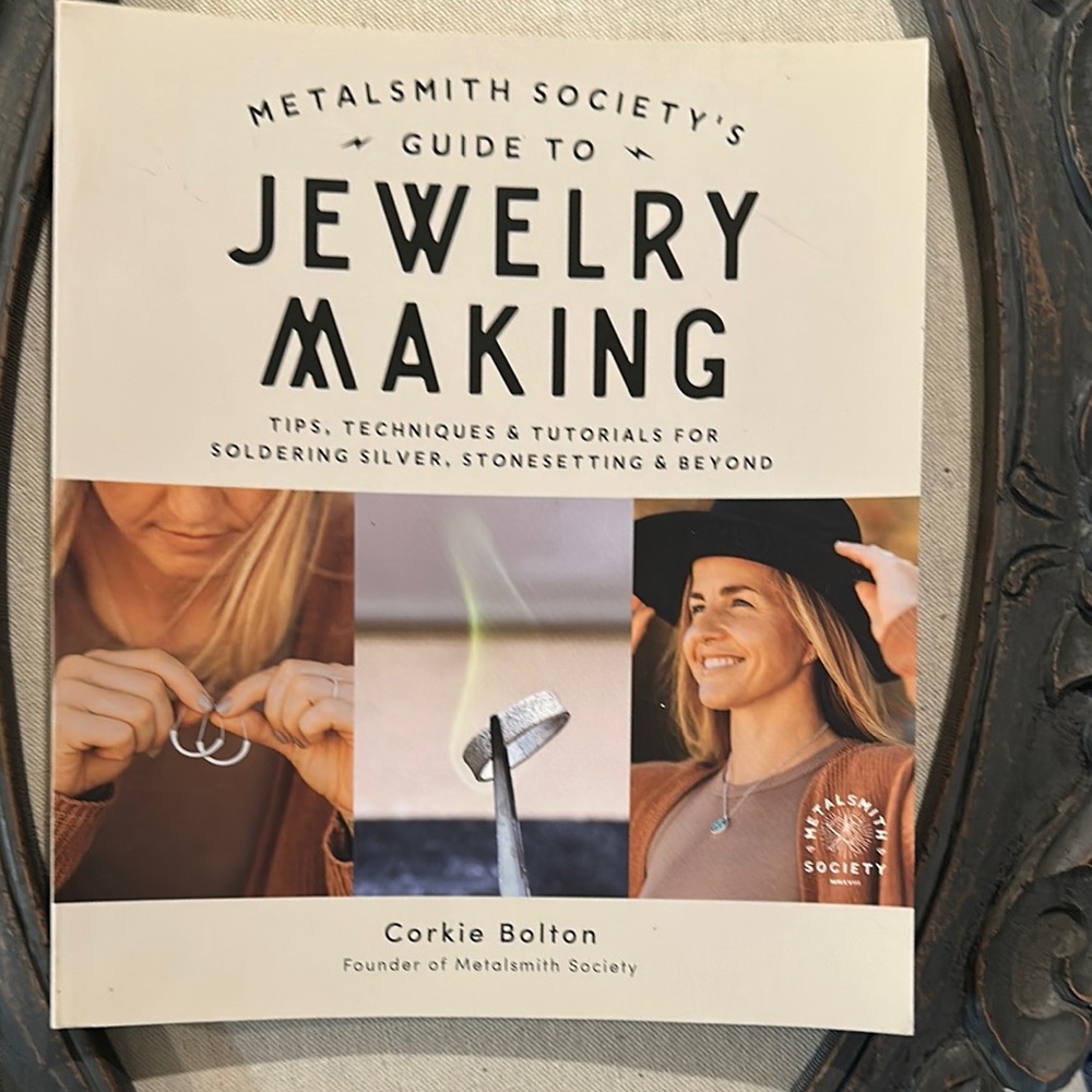 Jewelry Making Book ideal for beginners 193 pages.